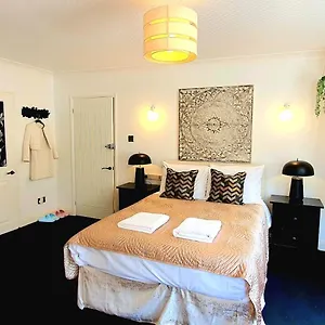  Homestay Rose - Free Parking Ensuite Near Uni United Kingdom